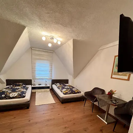 Apartament Dakaj *